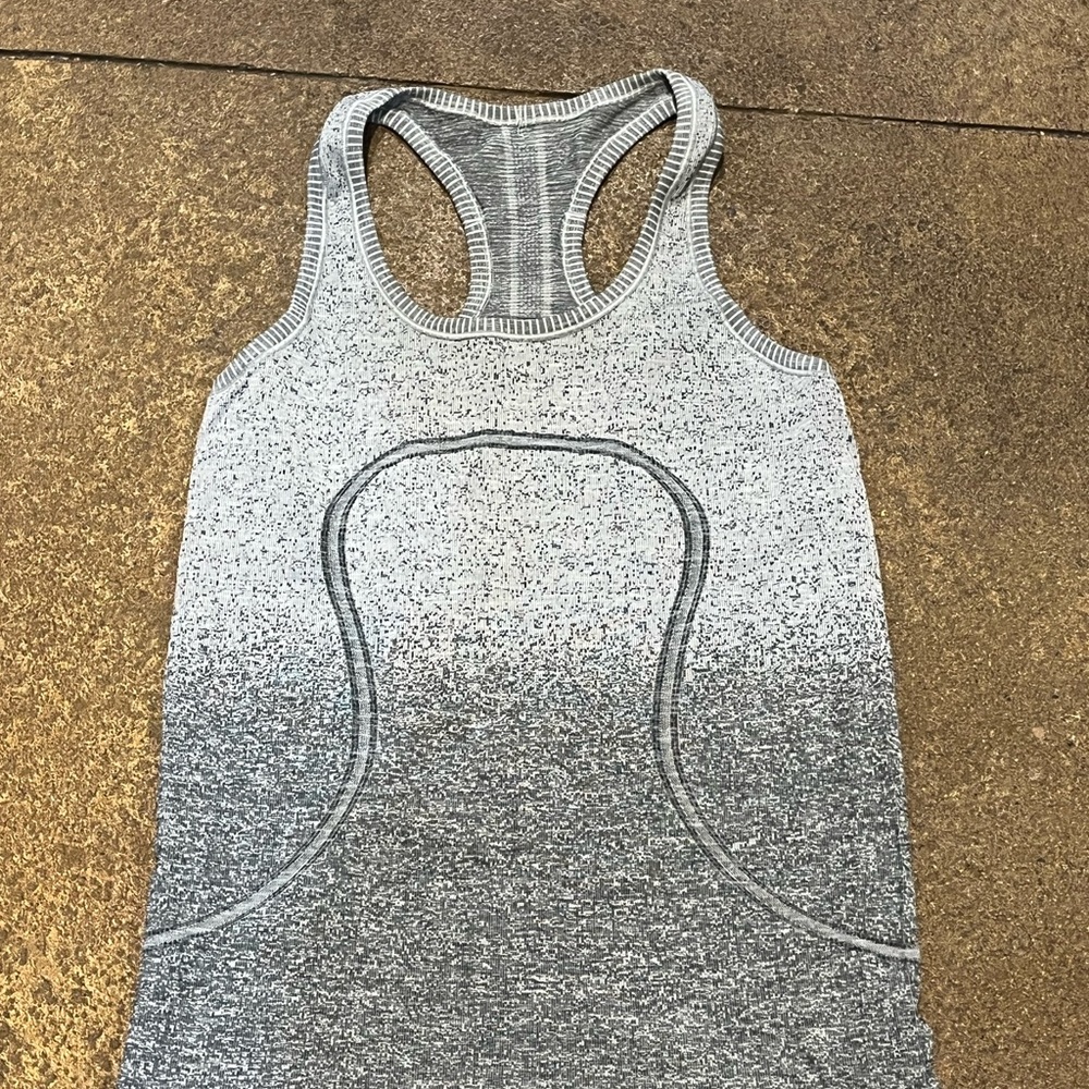 Lululemon swiftly tank top